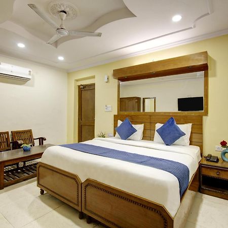 Hotel The Eden Park Noida Ngoại thất bức ảnh