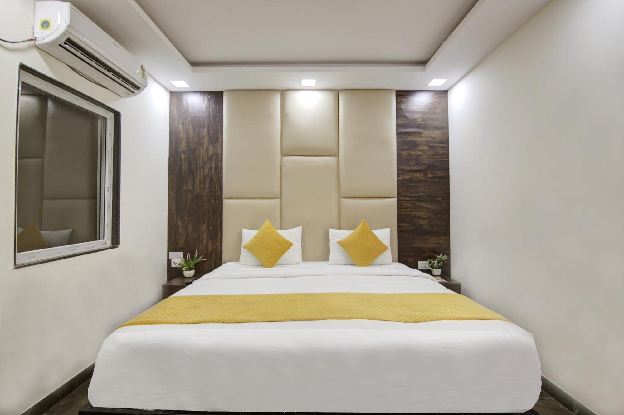Hotel The Eden Park Noida Ngoại thất bức ảnh